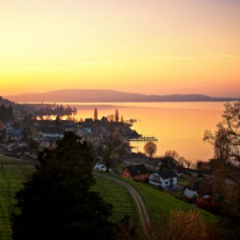 Grenzenloses Herbst-Hopping - Wenn das Licht weicher und die Schatten länger werden, ist es ein besonderes Vergnügen, mit dem Schiff über den westlichen Bodensee zu gleiten - (c) Schweizerische Schifffahrtsgesellschaft Untersee und Rhein AG