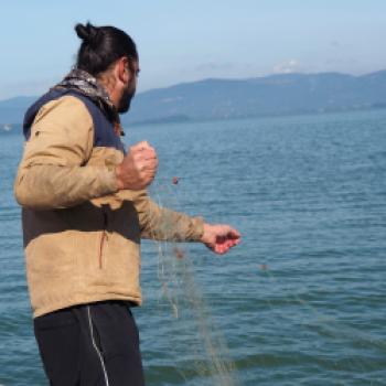 „Seit Gründung der Genossenschaft ist das regelmäßige Einkommen auch sicherer geworden und mit dem Aufbau des Pescaturismo sichern wir uns und unsere Familien weiter ab.“ - (c) Jörg Bornmann