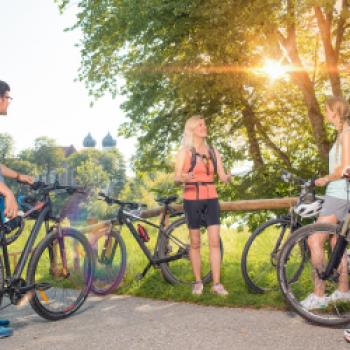 Von der Eiszeit zum wärmsten See Bayerns - 32 geführte kostenlose Radtouren bis Ende Juni beim Chiemgauer Radlfrühling - (c) Chiemgau Tourismus e.V.