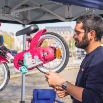 Der Van, der kostenlos Fahrräder repariert, ‚Selle Royal support Cyclists on the Road‘ geht in ihr sechstes Jahr - (c) Selle Royal