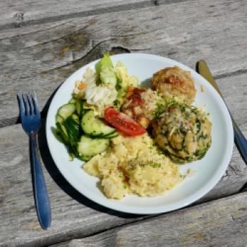 Radeln hoch über dem Reschenpass - hier an der Grenze zu Südtirol und Graubünden kann man Mountainbike-Touren durch die imposante Bergwelt unternehmen - (c) Armin Herb