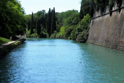 Von Peschiera del Garda nach Valeggio sul Mincio, ein gemütlicher Radausflug mit den E-Bikes von Raleigh am südlichen Gardasee - (c) Jörg Bornmann Von Peschiera del Garda nach Valeggio sul Mincio, ein gemütlicher Radausflug mit den E-Bikes von Raleigh am südlichen Gardasee - (c) Jörg Bornmann