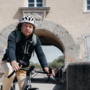 Road oder Gravel, Moustache stellt zwei neue Modelle vor. Für die Modelle Dimanche 28 Road und Dimanche 29 Gravel wurde die ursprüngliche Rahmenplattform vollständig überarbeitet - (c) www.piarazzi.com