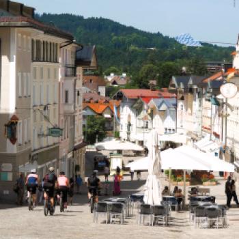 Der Altstatt von Bad Tölz muss man unbedingt einen Besuch abstatten - (c) Jörg Bornmann