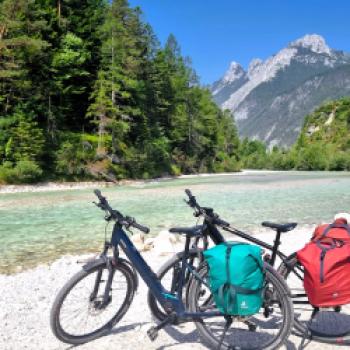 Die etwa zwölf Kilometer im Hinterautal bis Scharnitz sind ein einziger Genuss - (c) Gabi Vögele