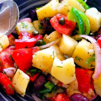 Fast schon exotisch: Radfahren zwischen Blau und Bergen auf der Kykladeninsel Naxos- (c) Lutz Bäucker