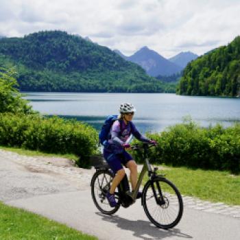 Vom Ostallgäuer Alpenvorland an die „Allgäuer Riviera“ am Hopfensee - (c) Armin Herb