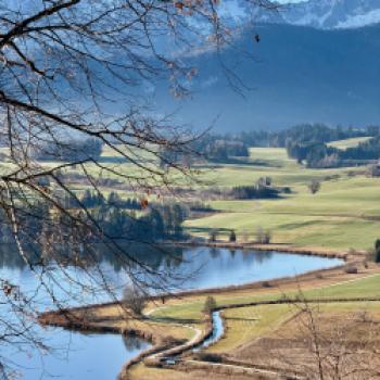 Vom Ostallgäuer Alpenvorland an die „Allgäuer Riviera“ am Hopfensee - (c) Armin Herb