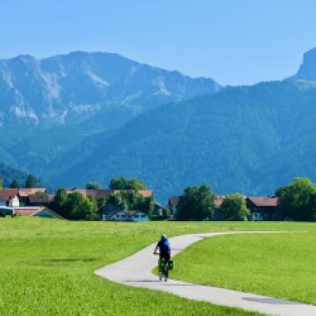 Vom Ostallgäuer Alpenvorland an die „Allgäuer Riviera“ am Hopfensee - (c) Armin Herb