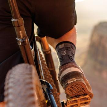 Bequeme Sommer-Radsocken mit Merino vom DarnTough - (c) Armin Herb