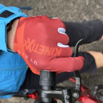Leichten Handschuh-Modelle von Kinetixx - (c) Armin Herb